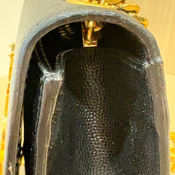 SOLD Yves Saint Laurent Kate Small - Picture 9 of 16